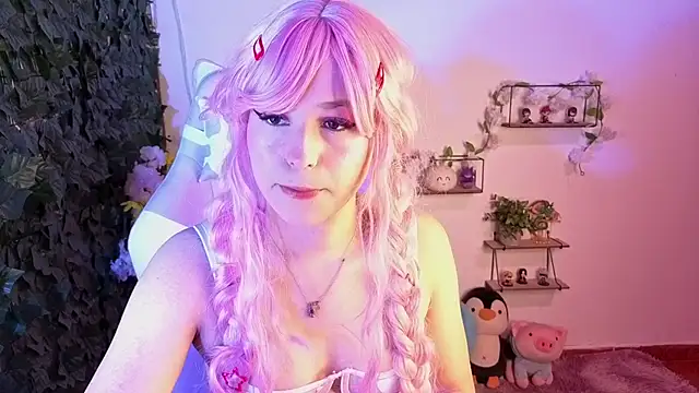 Eymmy 24 online show from June 2026 01:40:01 AM