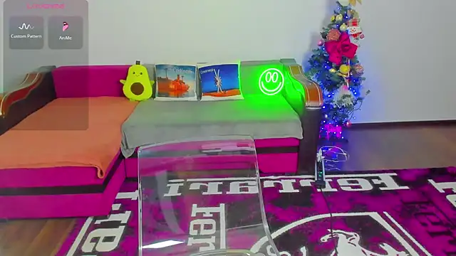 MiaKiittyy online show from December 2025 01:23:02 AM