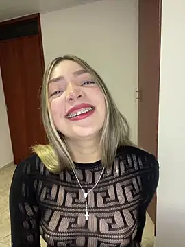 Chantel sam online show from November 2025 04:58:02 AM