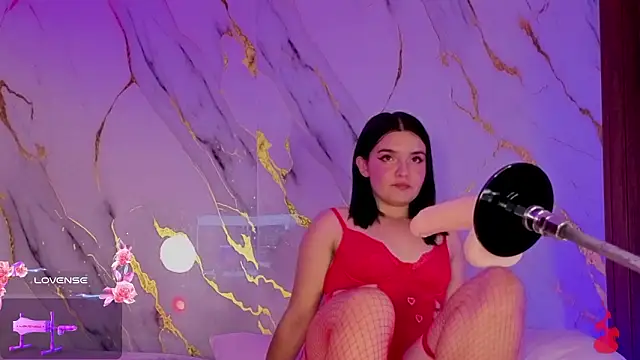 alicecute77 online show from February 2026 02:40:01 AM