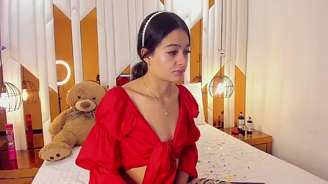 ValeriaPrado online show from November 2025 09:32:01 PM