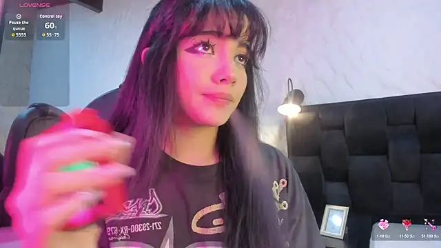 Darky Doll online show from December 2025 08:18:02 PM