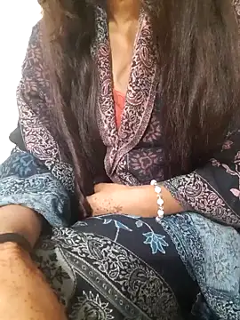 Aarti-kumri online show from October 2025 10:21:02 PM