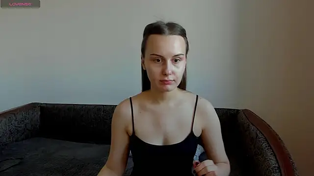 Kelly Cartier online show from March 2026 01:16:02 PM