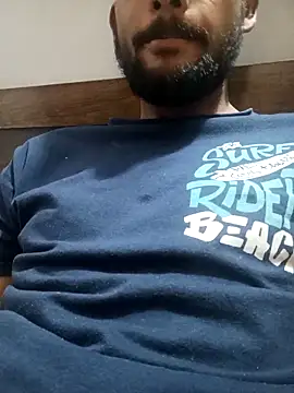 Snapshot of mayur_raaje chatting on May 2026 07:20:01 PM mayur raaje online show from May 2026 07:20:01 PM