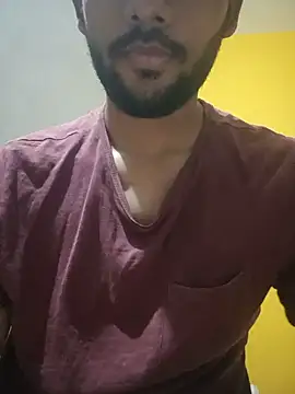 Snapshot of mayur_raaje chatting on May 2026 04:15:01 PM mayur raaje online show from May 2026 04:15:01 PM