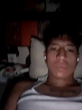 Snapshot of Fvrxxo19cm chatting on October 2025 09:53:01 AM Fvrxxo19cm online show from October 2025 09:53:01 AM