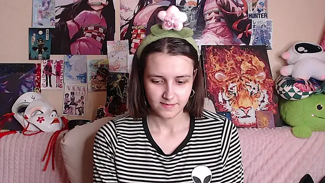 AliceChio online show from November 2025 05:00:01 PM