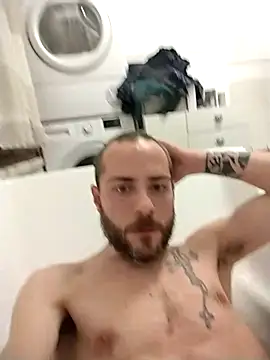 Baldassarre1990 online show from November 2025 10:32:02 PM