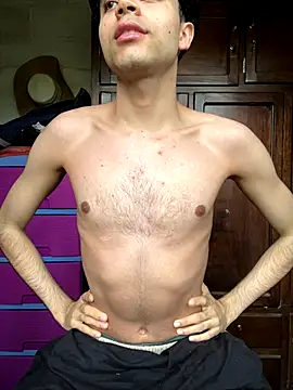 Axel-Mejia online show from November 2025 12:26:01 PM