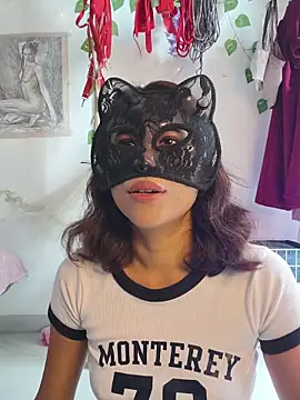 Snapshot of SinfulTemptation chatting on July 2026 05:44:02 AM SinfulTemptation online show from July 2026 05:44:02 AM