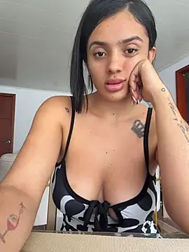 AnaaFaith  online show from April 2026 07:07:02 PM