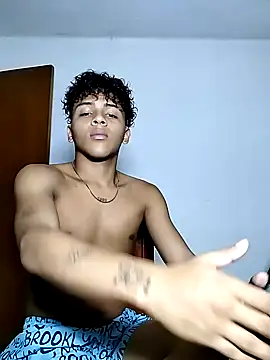 Manuel Mateus1 online show from October 2025 01:13:02 AM