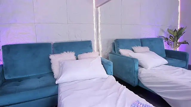 DulceGreem online show from February 2026 07:23:01 PM