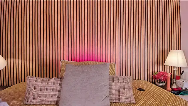 keeyla stone online show from October 2025 09:35:02 PM