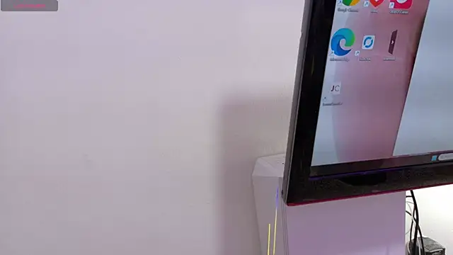 ZafiroAndFlynn online show from April 2026 01:52:02 AM