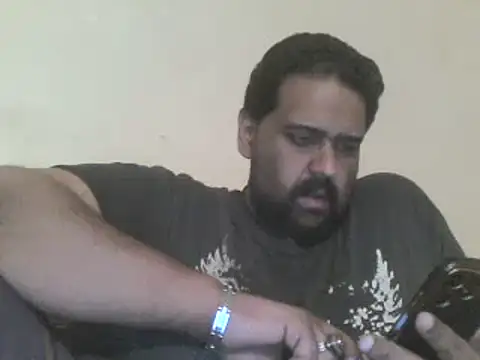 Snapshot of elpoop7305 chatting on May 2026 12:04:02 PM elpoop7305 online show from May 2026 12:04:02 PM