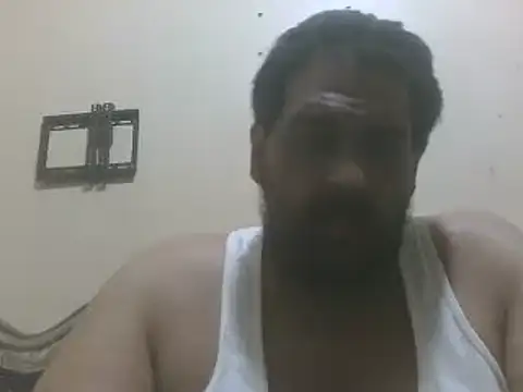 Snapshot of elpoop7305 chatting on May 2026 10:11:02 AM elpoop7305 online show from May 2026 10:11:02 AM