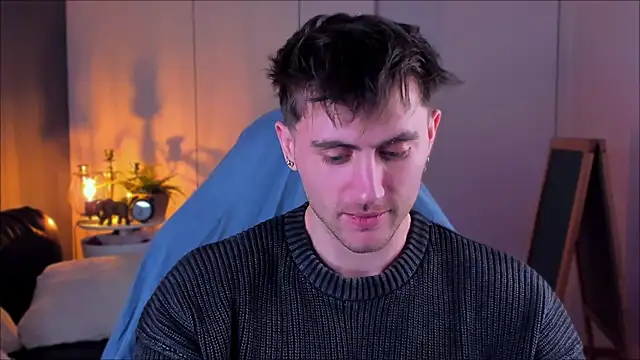 Snapshot of Oscar_Miller_ chatting on November 2025 09:11:01 PM Oscar Miller online show from November 2025 09:11:01 PM