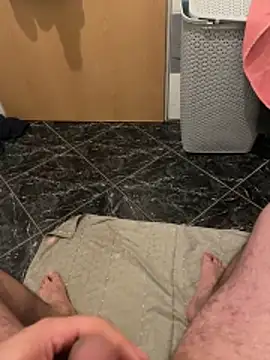 geilheit12 online show from November 2025 04:19:01 PM