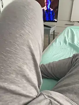 geilheit12 online show from February 2026 02:02:02 PM