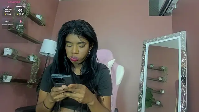 KendraChavez  online show from October 2025 09:04:02 PM