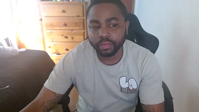 Breadwinnah online show from October 2025 04:27:01 PM