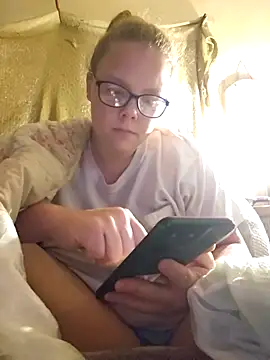 countrymomma online show from October 2025 12:45:02 PM