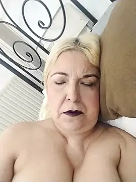 MarielaFerrer online show from November 2025 12:37:02 PM