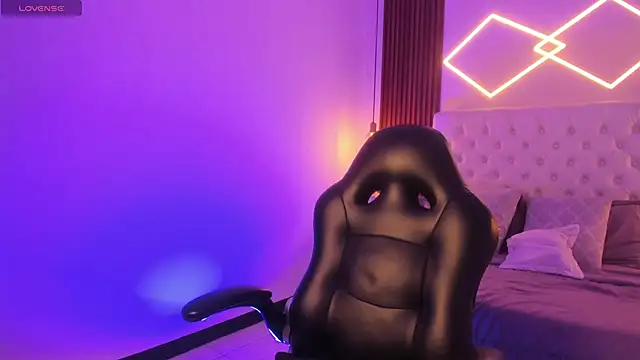 ZamabyCrucie online show from January 2026 10:56:02 PM