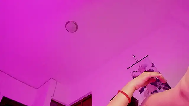 Snapshot of Nix_Girl chatting on October 2025 07:59:02 AM Nix Girl online show from October 2025 07:59:02 AM