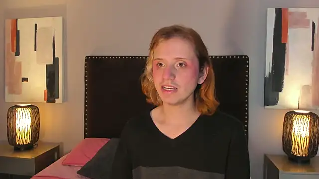 seraphine star online show from April 2026 12:46:02 AM