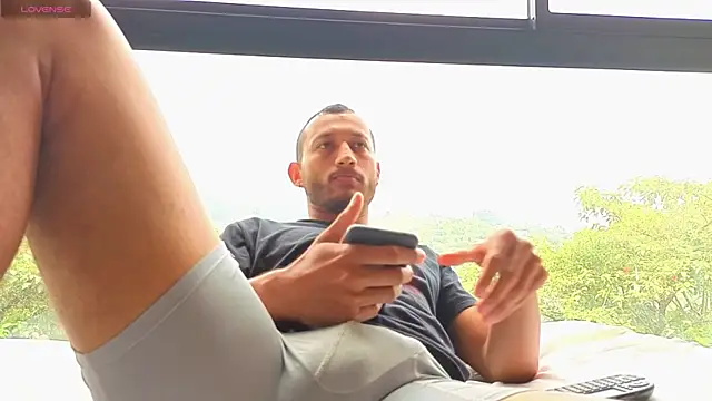 enormous c0ckk online show from November 2025 05:13:01 PM