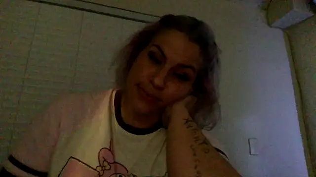 Snapshot of toomuchofafreak chatting on October 2025 07:32:01 AM toomuchofafreak online show from October 2025 07:32:01 AM