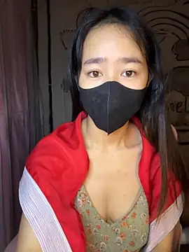 TiNa 04 online show from October 2025 11:50:04 PM