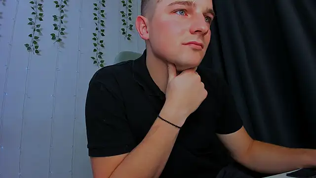 Your Claddagh online show from October 2025 05:04:02 AM