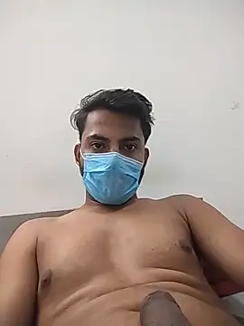 Snapshot of themasklover chatting on May 2026 12:58:01 PM themasklover online show from May 2026 12:58:01 PM