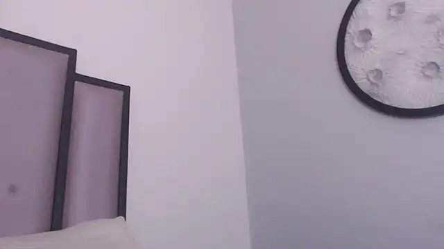 Lucy-23 online show from November 2025 04:59:02 AM