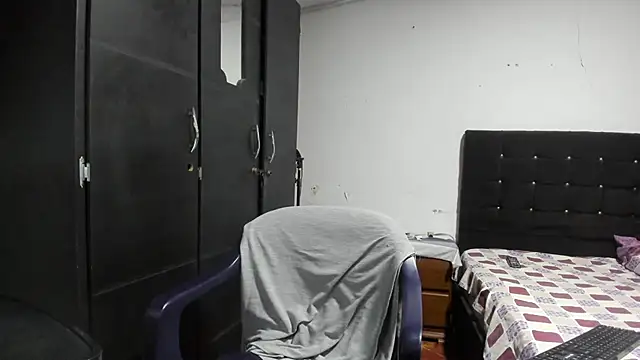 Ryan xc1 online show from January 2026 03:01:02 AM