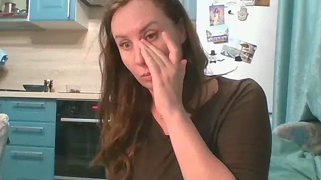 ALICAINWONDERLAND online show from April 2026 05:43:02 PM