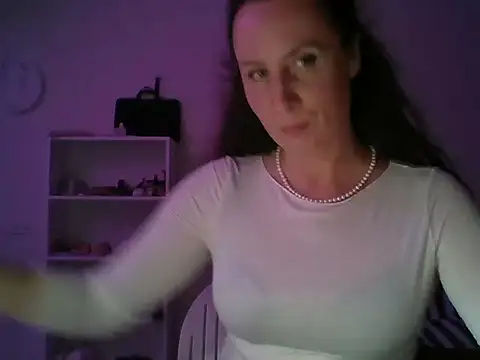ALICAINWONDERLAND online show from July 2026 06:54:02 PM