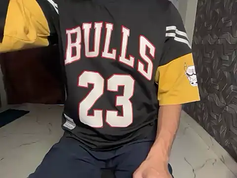 coupleyug online show from April 2026 10:47:02 AM