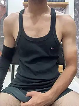 Snapshot of coupleyug chatting on May 2026 09:59:01 AM coupleyug online show from May 2026 09:59:01 AM