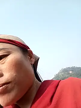 CoMay003 online show from January 2026 01:44:02 AM