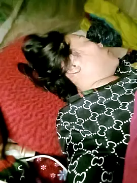 CoMay003 online show from April 2026 04:56:02 PM