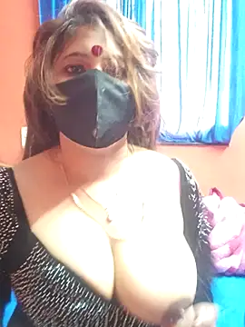 misspriya03 online show from January 2026 06:18:02 AM