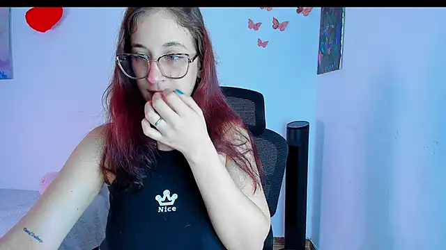 Snapshot of Laura_Ivy chatting on July 2026 01:13:02 PM Laura Ivy online show from July 2026 01:13:02 PM