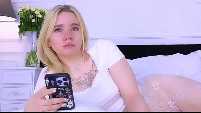 ANNABELLE LU online show from October 2025 02:31:01 AM