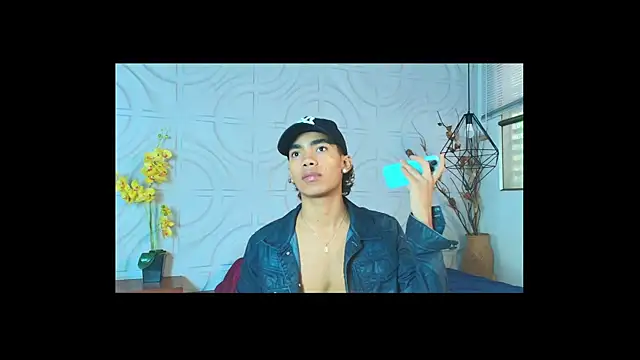 AlanCutee online show from June 2026 12:55:02 PM