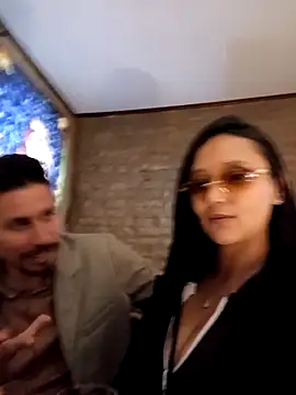 Snapshot of Esmeralda333 chatting on November 2025 12:43:02 AM Esmeralda333 online show from November 2025 12:43:02 AM